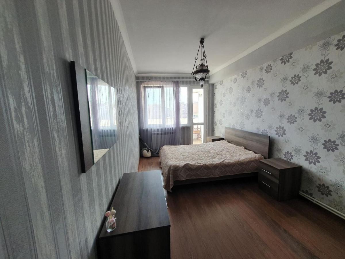 Apartment In Yerevan On Amiryan Street Exterior foto